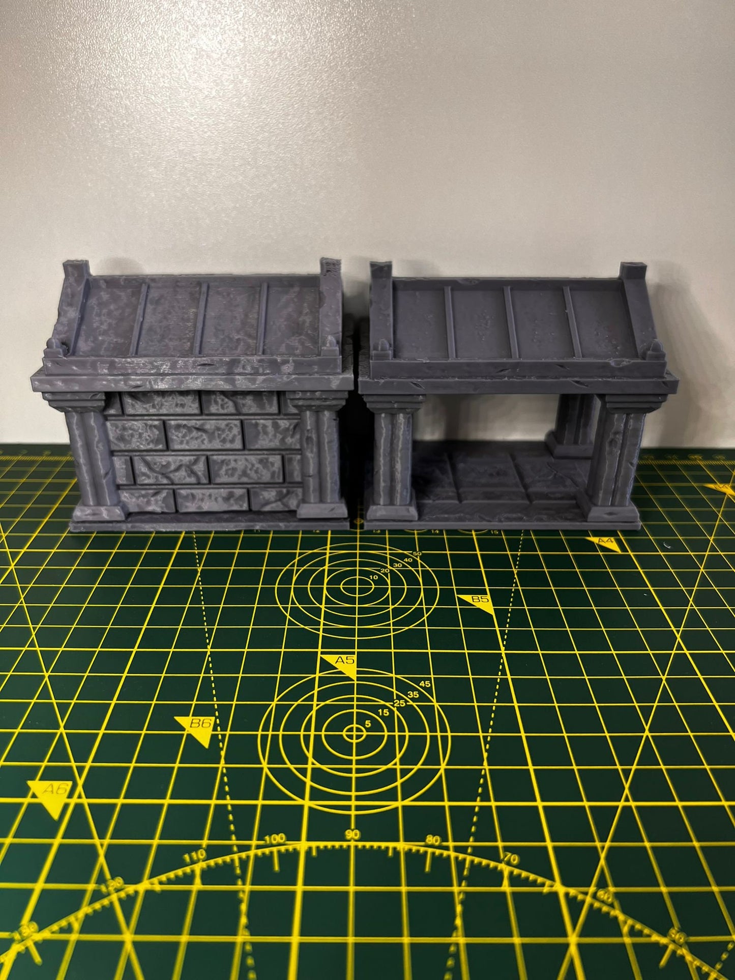 Mausoleum  - Scenic DnD Terrain - Halloween Decoration